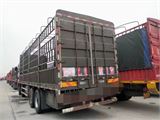 青岛解放 jh6 jh6重卡 420马力 8x4 9.5米仓栅式载货车